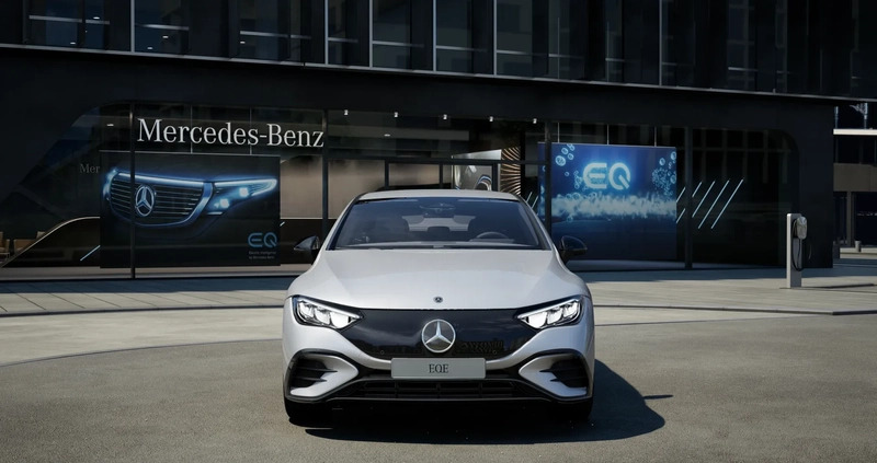 Mercedes-Benz EQE cena 390000 przebieg: 5, rok produkcji 2024 z Recz małe 46